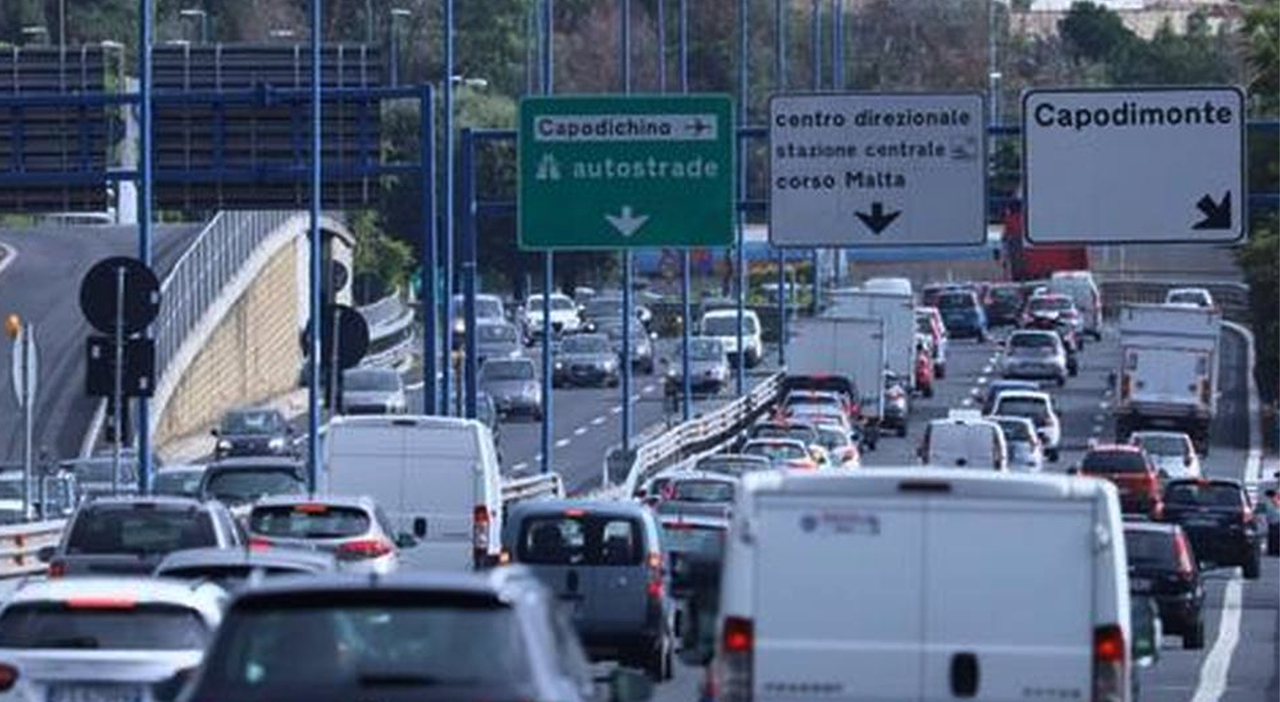 Rincari autostrade 2026, Tangenziale di Napoli verso l?aumento a 1,05 euro: la società si approvvigiona di monetine