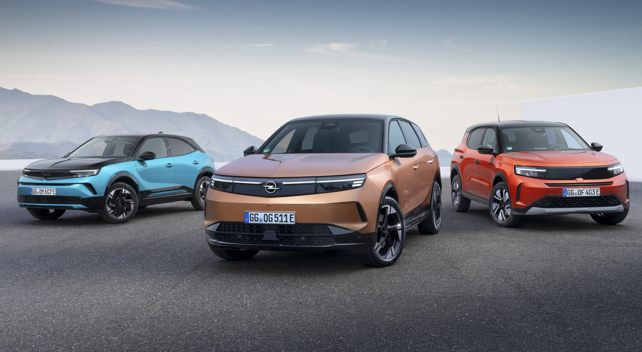 Mokka, Grandland e Frontera