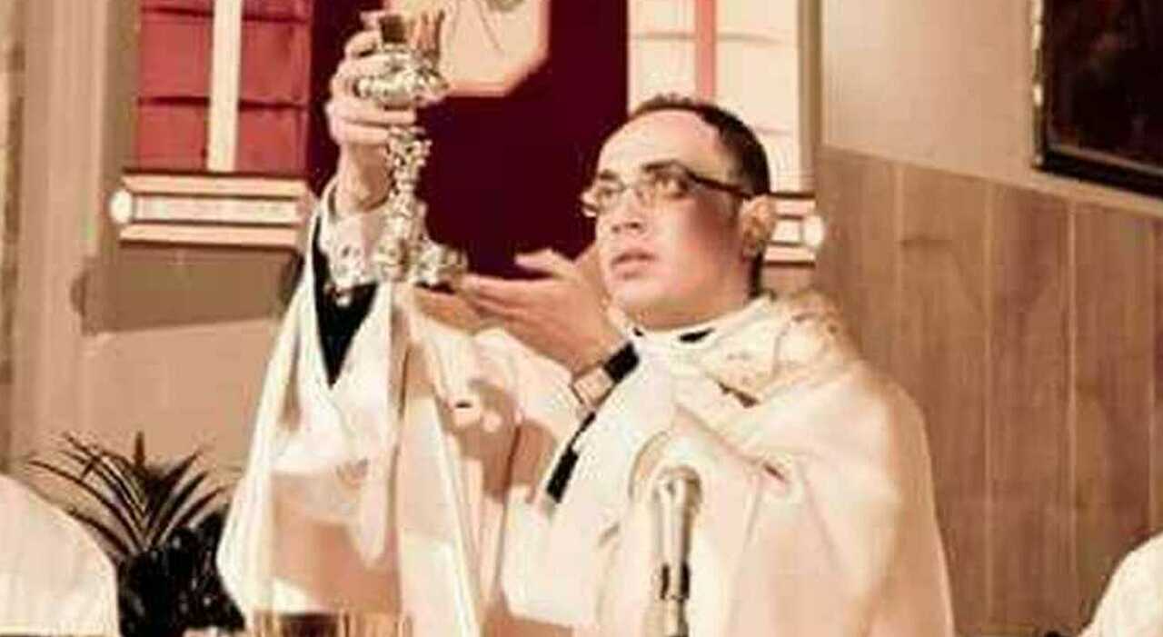 don giuseppe rugolo aveva devianza sessuale mascherata da missione pastorale nel suo pc 19mila accessi ai porno in pochi mesi
