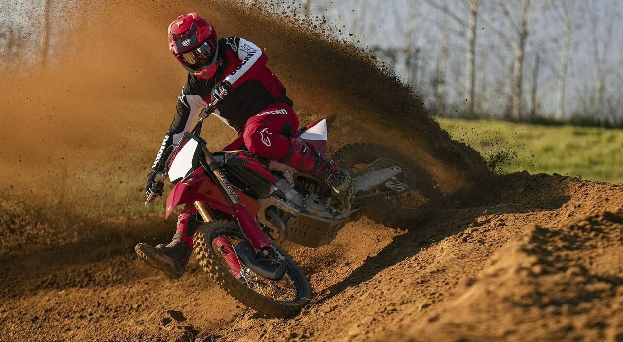 la Desmo450 Mx Factory