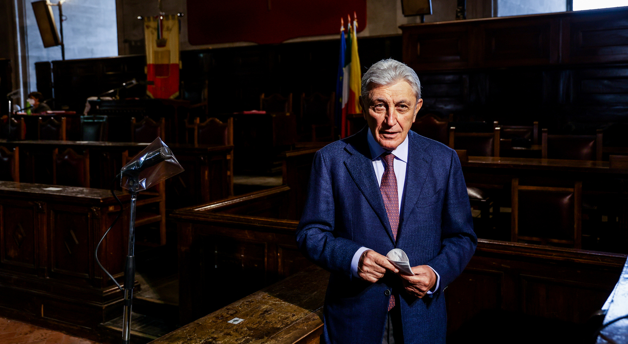 Gino Nicolais, intervista ad Antonio Bassolino: «Esempio virtuoso di politica intesa come un servizio»