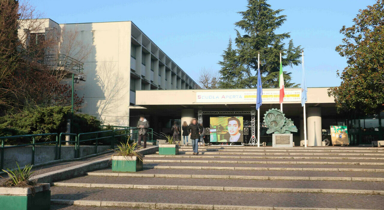 https://statics.cedscdn.it/photos/MED_HIGH/2026/01/13/9295767_13204851_kennedy_pordenone.jpg