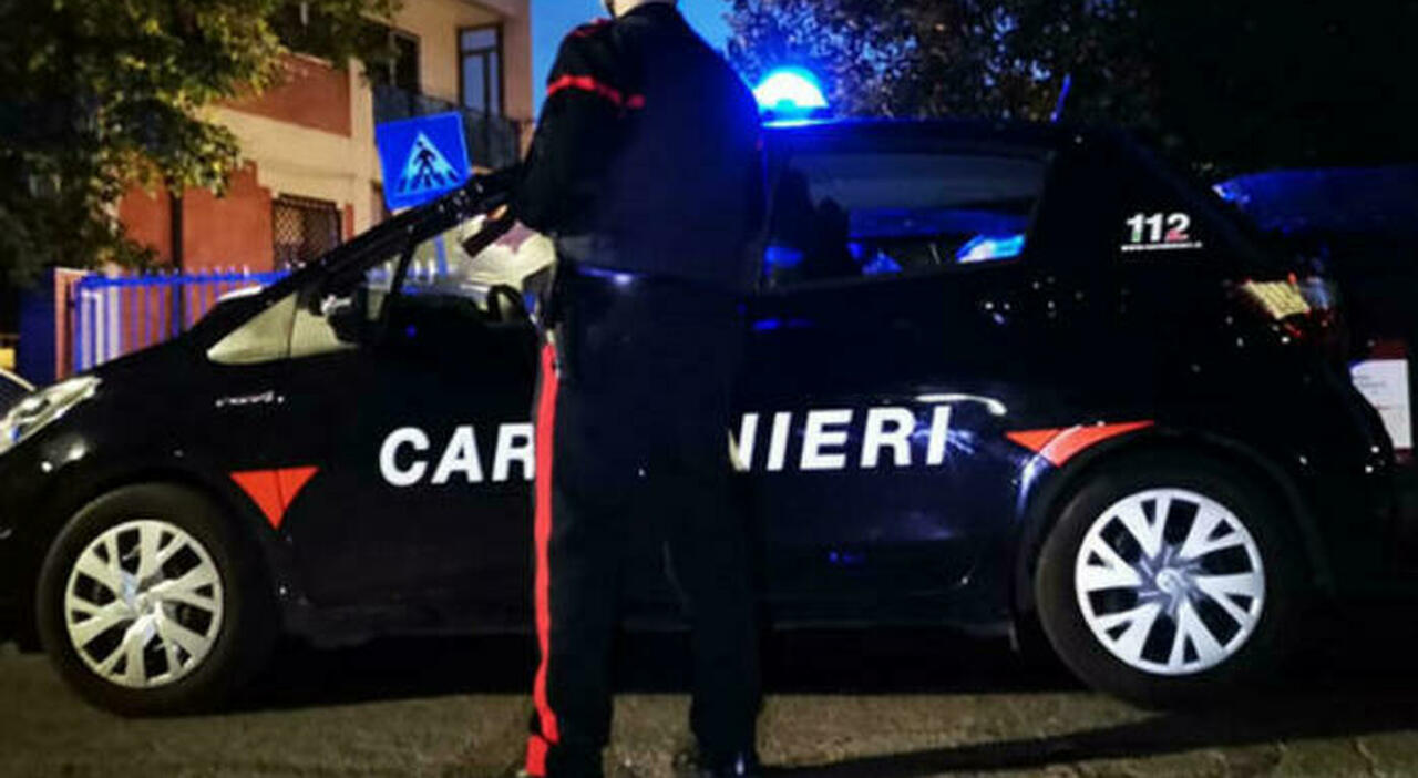 aggredita a coltellate in casa dall ex grave donna di 31 anni