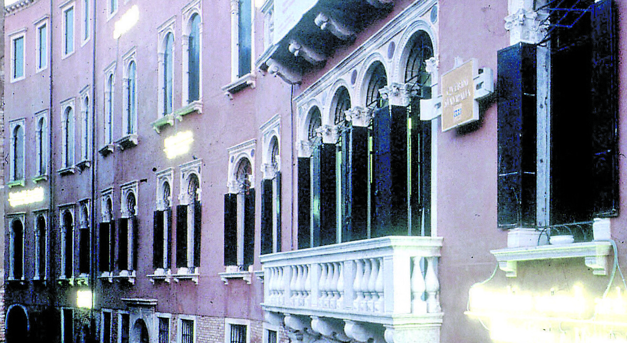 https://statics.cedscdn.it/photos/MED_HIGH/2026/01/14/9297160_14093311_querini_stampalia_ex_carive_trasloco_tesori_museo_intesa.jpg