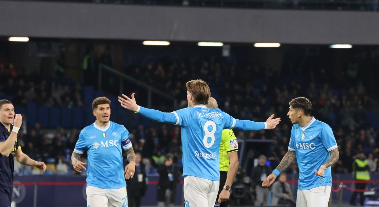 Napoli Parma 0 0, cala il gelo al Maradona: e il gol annullato a McTominay fa discutere