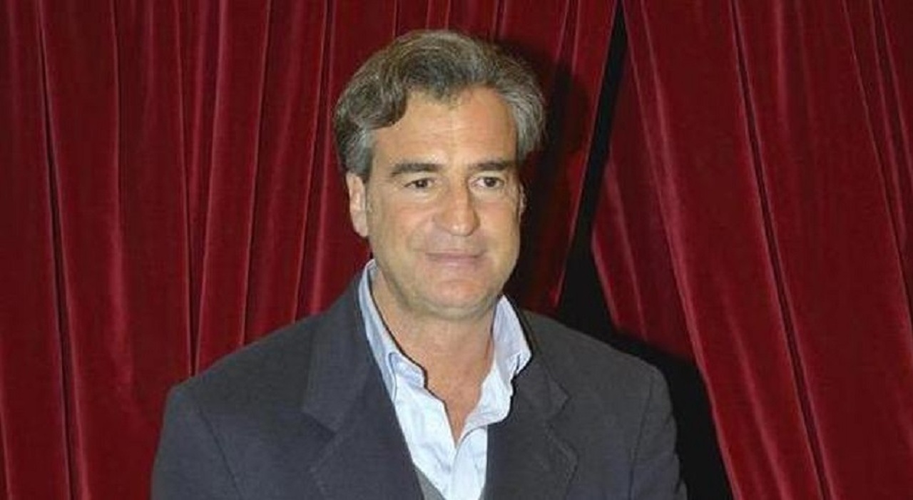 Max Tortora, la casa a Roma, I Cesaroni, la fidanzata e le imitazioni: «Alberto Sordi mi disse 