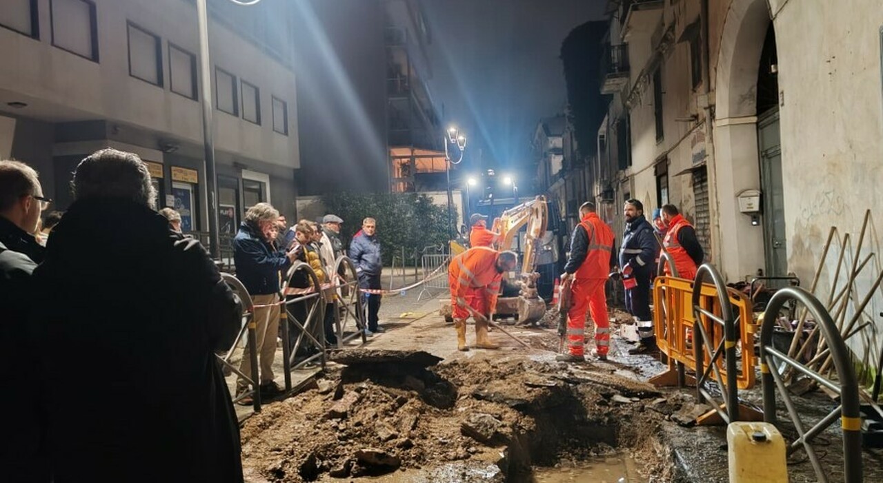 casoria crollato uno dei palazzi sgomberati non ci sono vittime n233 feriti da Ilmattino.it casoria crollato uno dei palazzi sgomberati non ci sono vittime n233 feriti