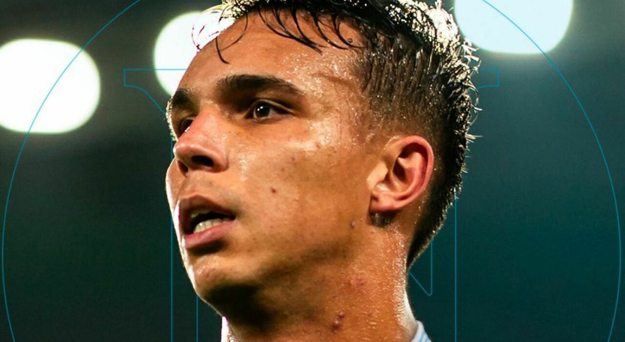 Napoli Sign Giovane: Transfer News & Juventus Clash