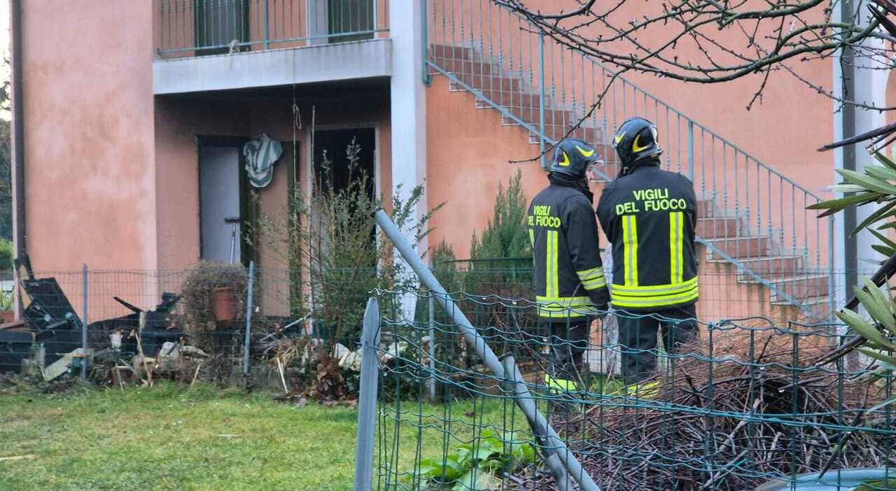 esplosione e incendio in casa ustionato un 35enne 232 gravissimo la causa sarebbe una stufa a gas