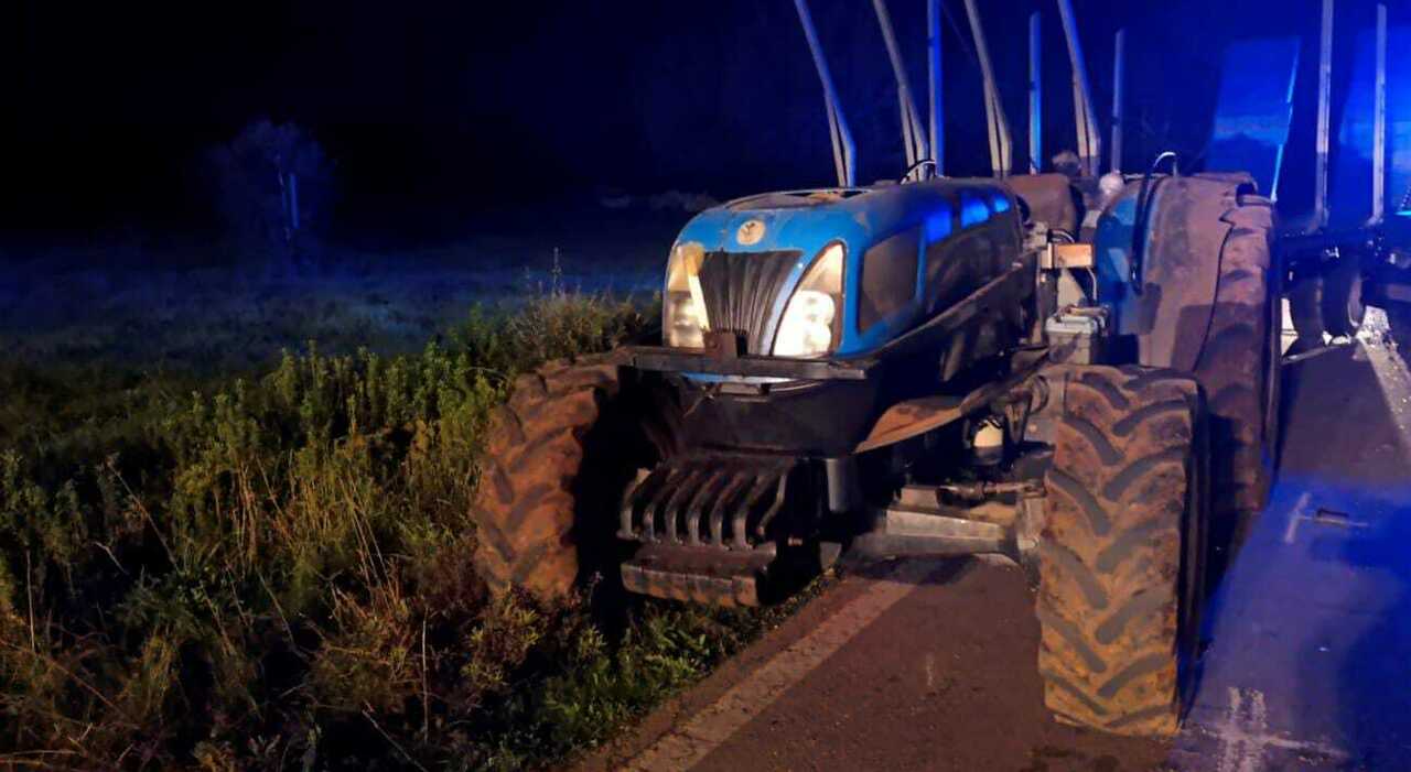incidente surano spongano auto contro trattore fermo uomo investito dal proprio mezzo