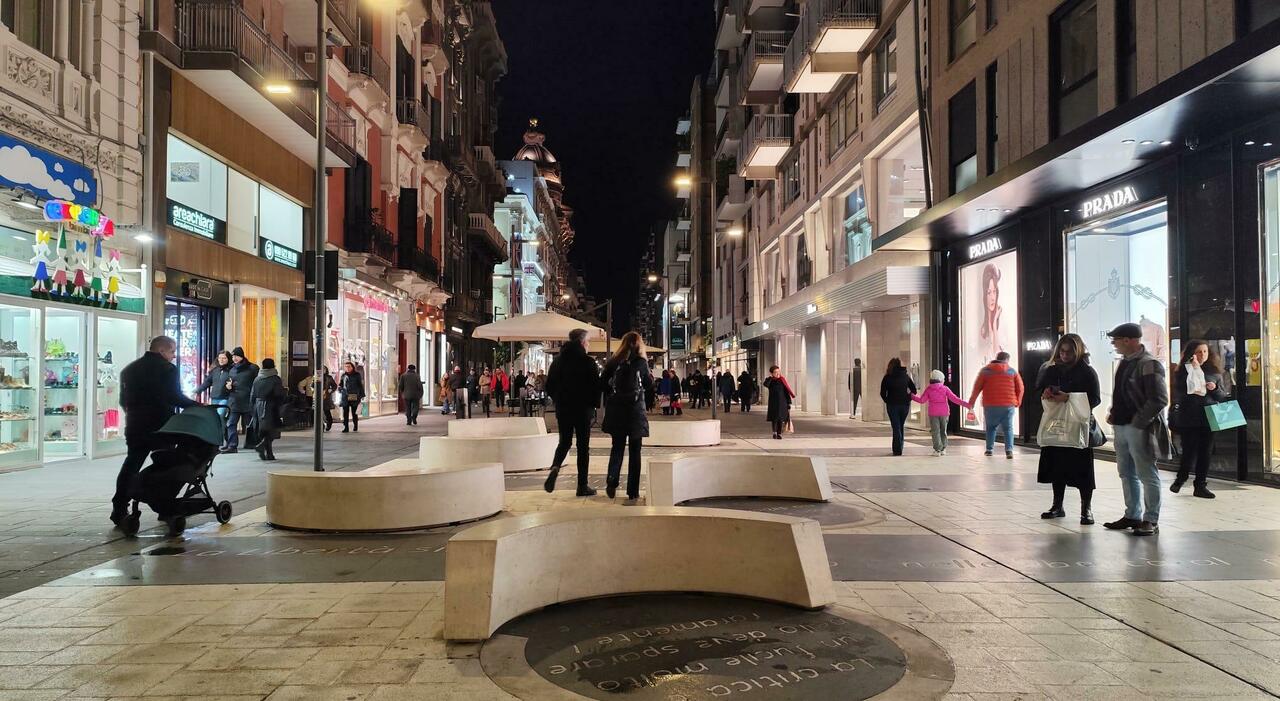 Pugni in testa e violenza in pieno centro a Bari: aggredito il nuovo console della Georgia, fermato un 40enne