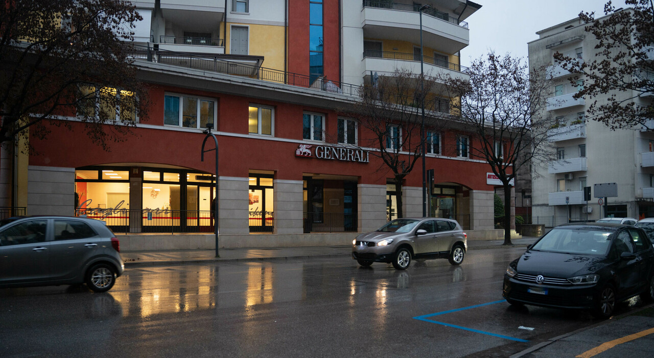 studente di 15 anni si ubriaca e sviene prima di entrare in classe aveva iniziato a bere vodka alle 5 di mattina mentre era a casa