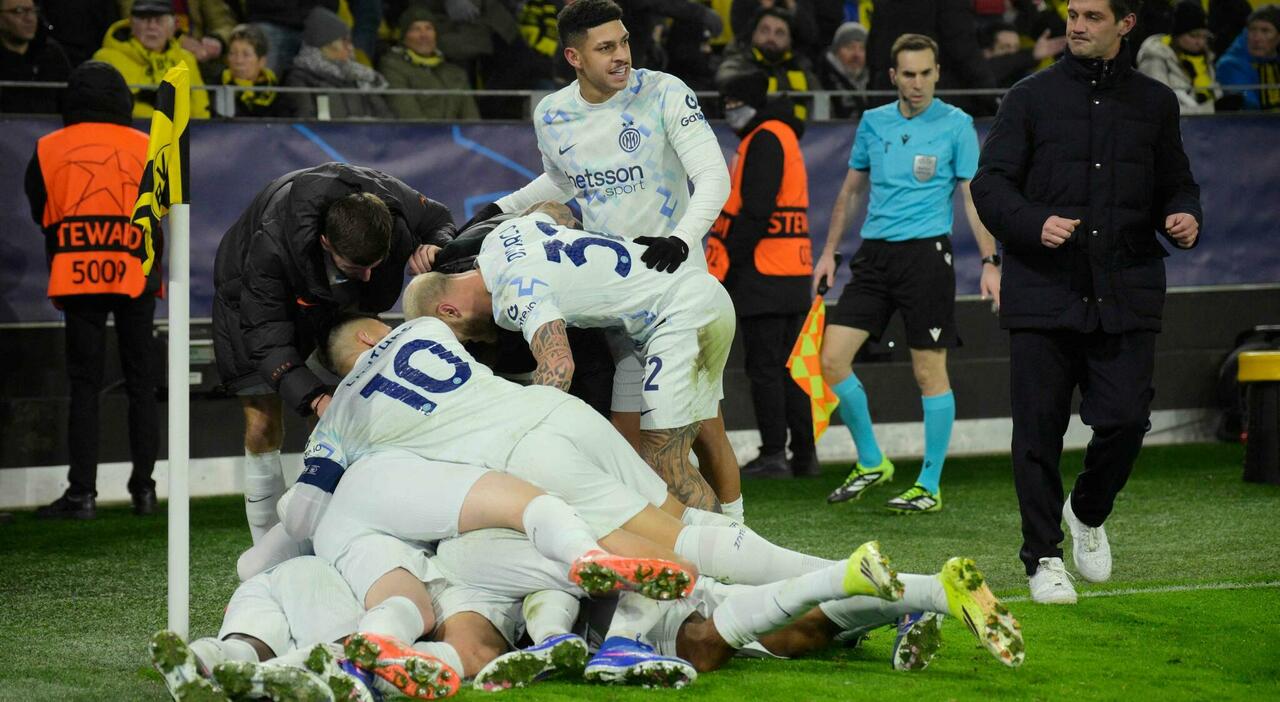 Borussia Dortmund Inter, le pagelle: Dimarco (7) non sbaglia neanche in Europa, Bisseck (6,5) vivace