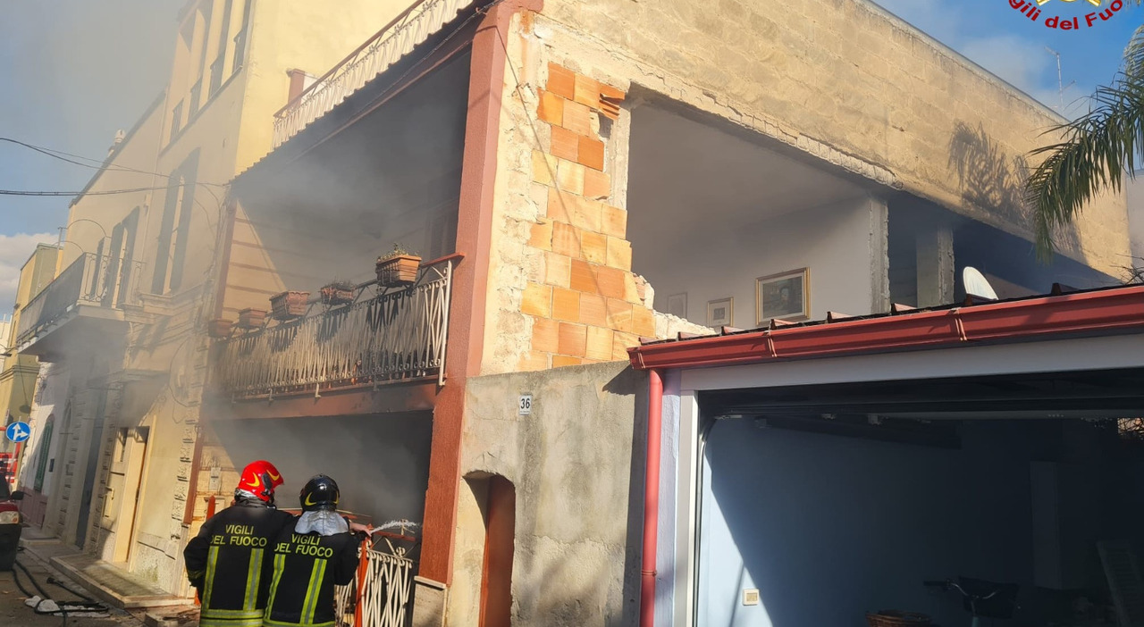 Esplode una bombola di gas, crolla un edificio: due morti