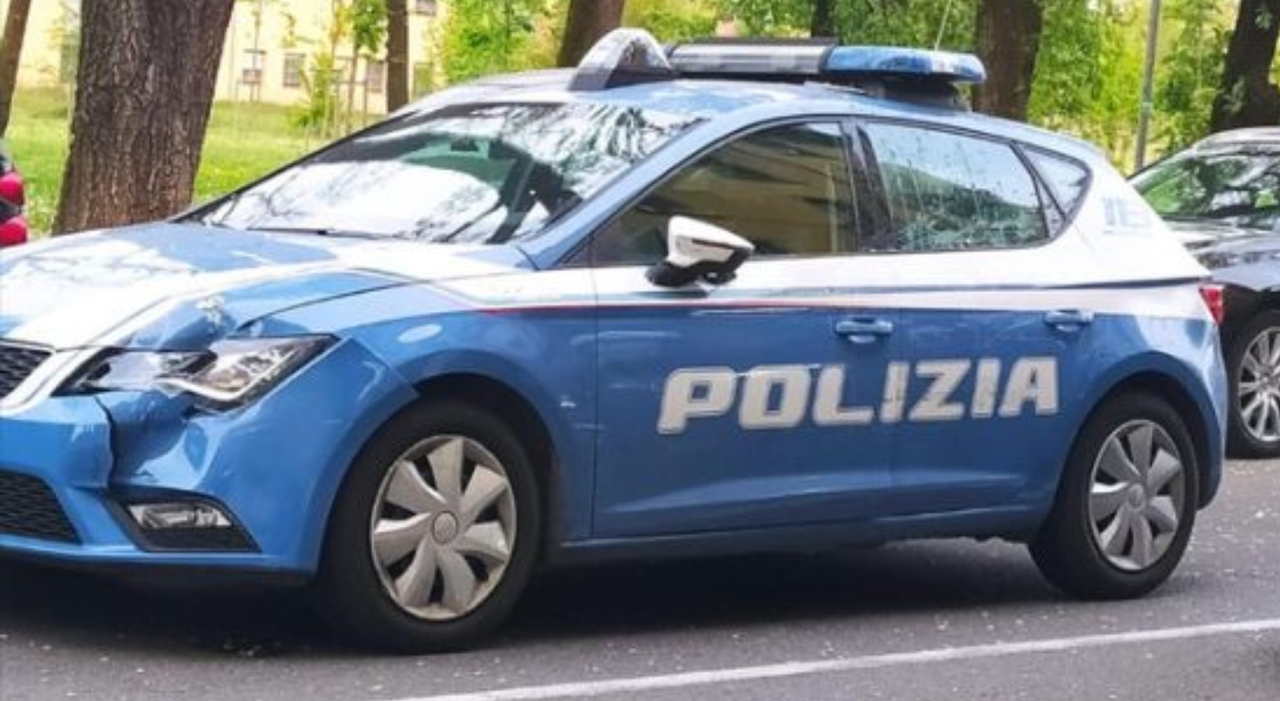 ruba la pistola a un vigilante e spara contro le volanti la polizia risponde e lo ferisce 232 in pericolo di vita da Leggo.it ruba la pistola a un vigilante e spara contro le volanti la polizia risponde e lo ferisce 232 in pericolo di vita