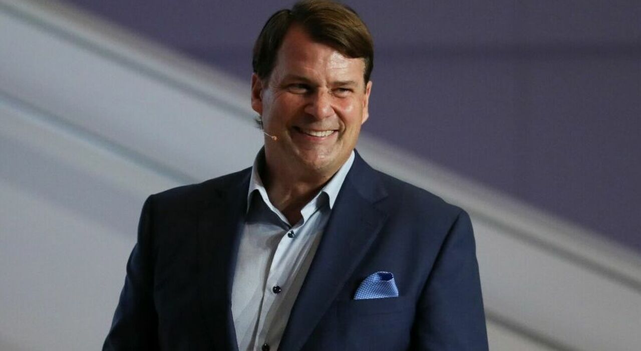 il ceo e presidente del gruppo Ford, Jim Farley