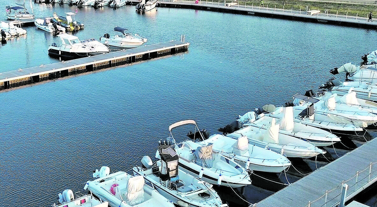 lecce posidonia e luci spente i diportisti della darsena rivogliono indietro i soldi da Quotidianodipuglia.it lecce posidonia e luci spente i diportisti della darsena rivogliono indietro i soldi