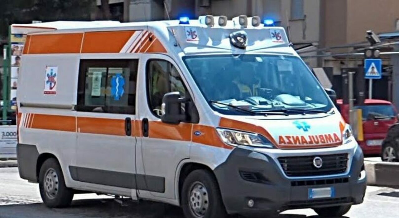accoltella la compagna sull asse mediano poi tentata il suicidio donna operata d urgenza arrestato il 30enne da Ilmattino.it accoltella la compagna sull asse mediano poi tentata il suicidio donna operata d urgenza arrestato il 30enne
