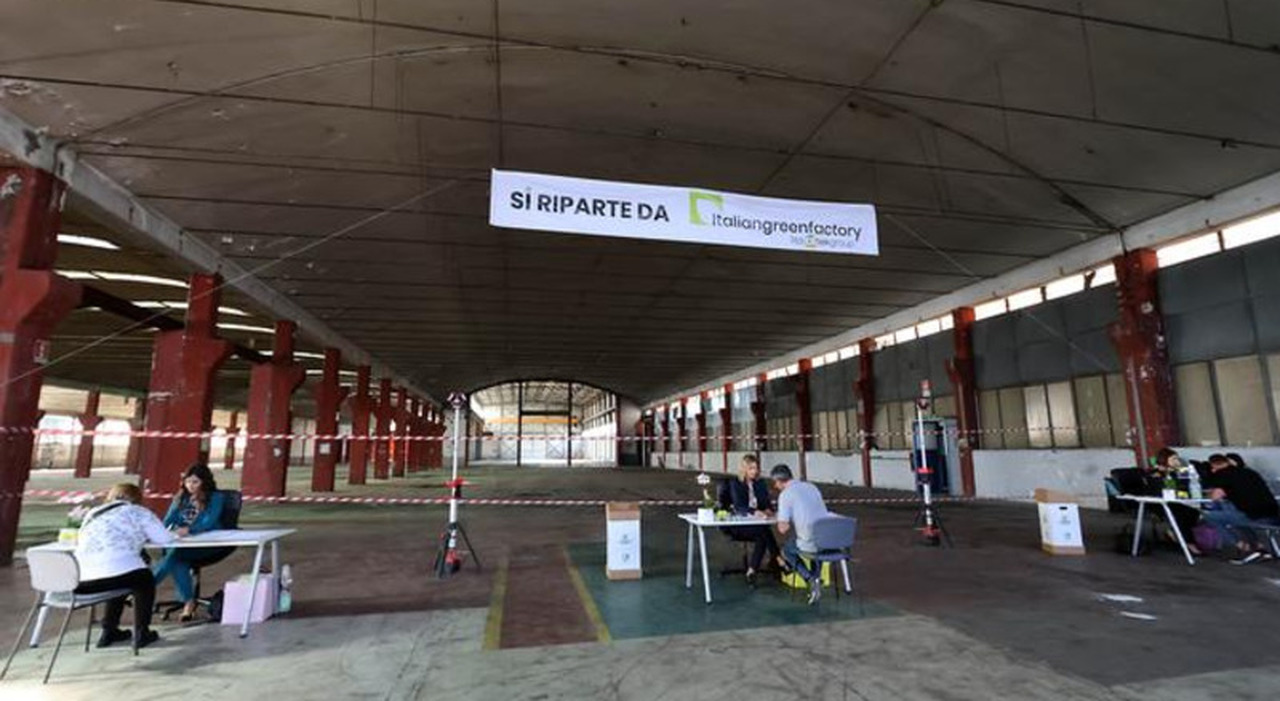 Ex Whirlpool, sì al rilancio: Invitalia entra nel capitale