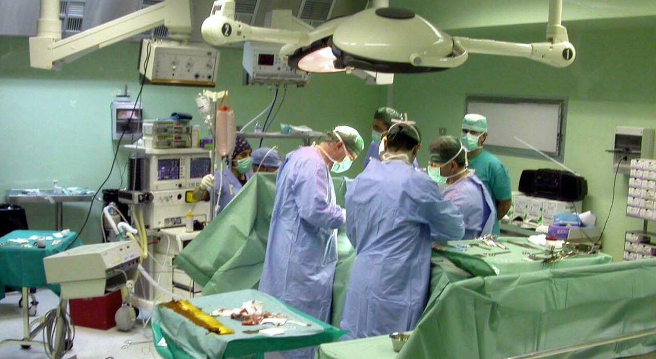 Trapianto di cuore fallito a Napoli, la catena degli errori: 6 nomi nel mirino dei pm