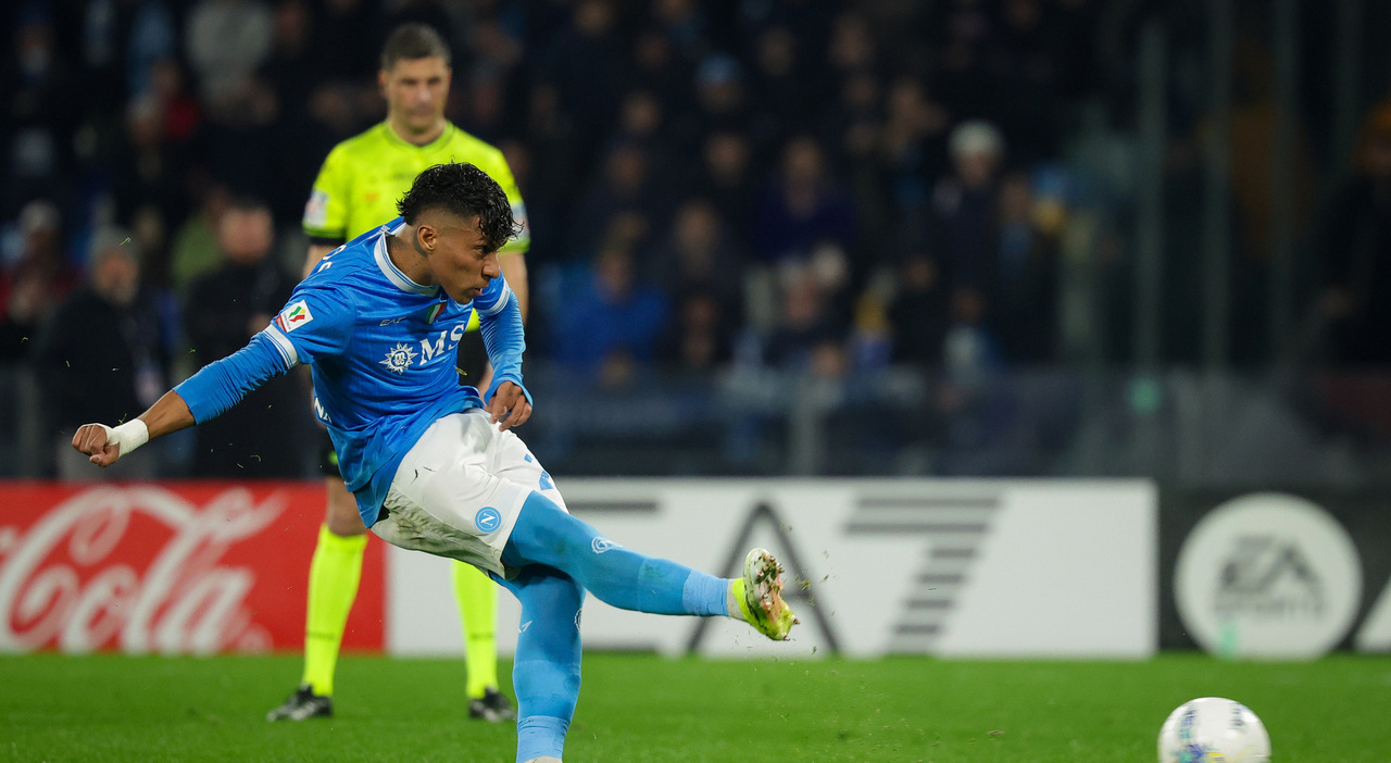 Alisson Santos: Dream Debut and First Impressions in Napoli Blue