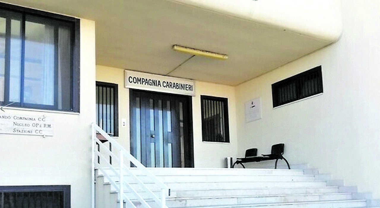 Bomba esplode davanti alla villa: imprenditore edile nel mirino