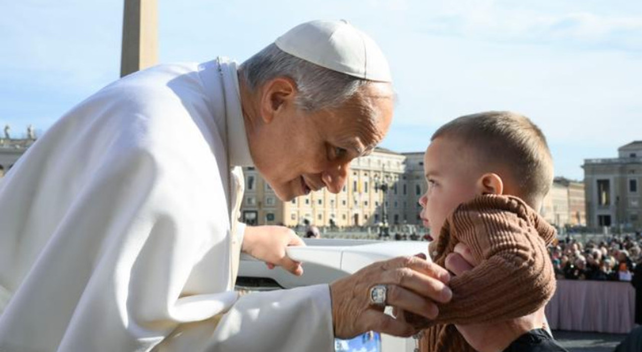 Papa Leone a Napoli, le tappe dal Duomo al Plebiscito: «Sarà un bagno di folla»