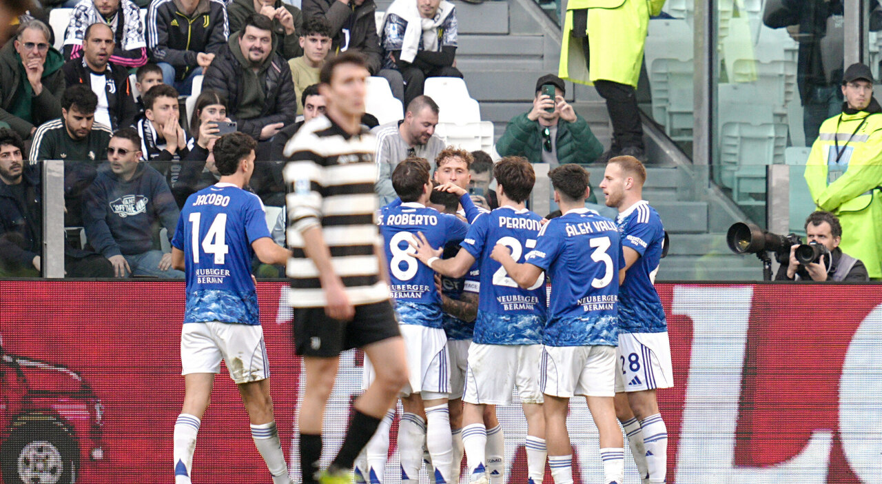 Juventus-Como 0-2, le pagelle: Vojvoda (7) sblocca il match, Caqueret (7,5) incisivo, McKennie (5) errore ...