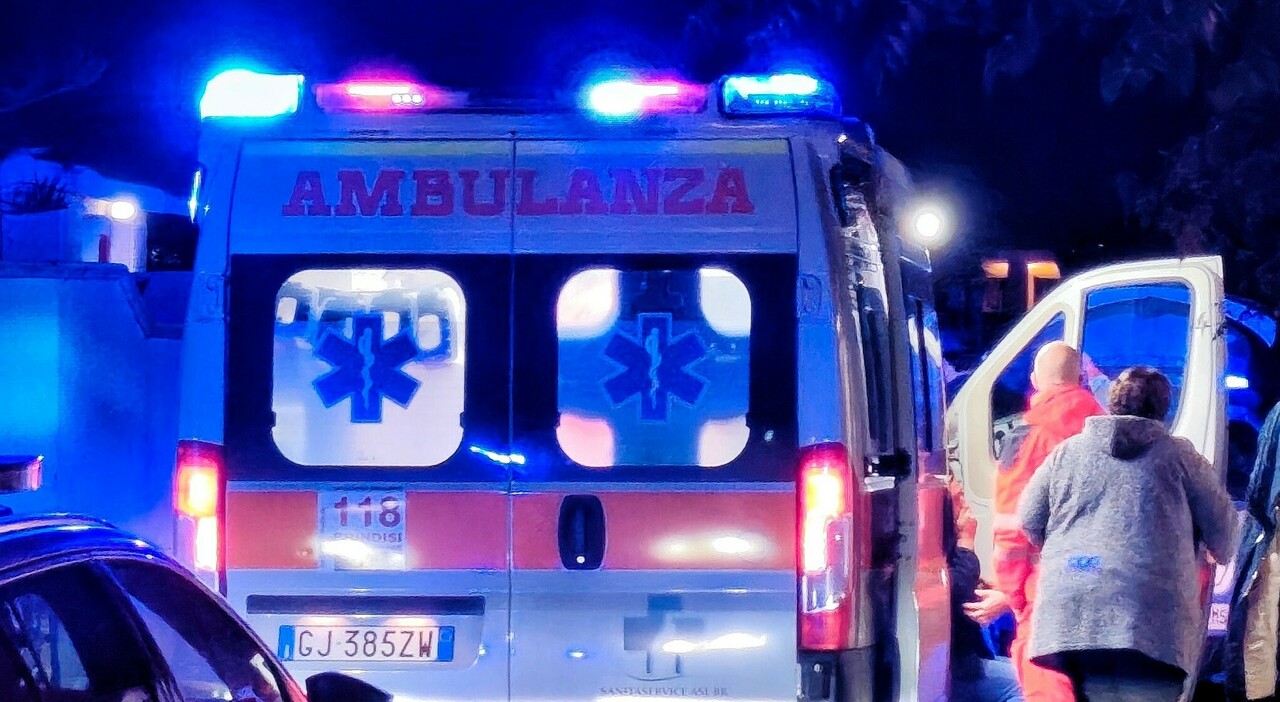 lite negli spogliatoi picchiato da un avversario  calciatore in ospedale per trauma cranico indaga la digos