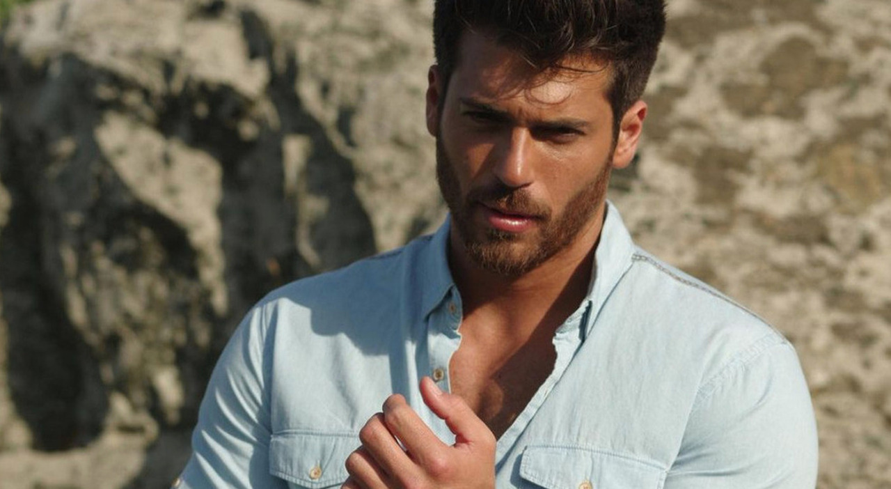 https://statics.cedscdn.it/photos/MED_HIGH/2026/02/23/9377310_23161216_5690644_1304_canyaman.jpg