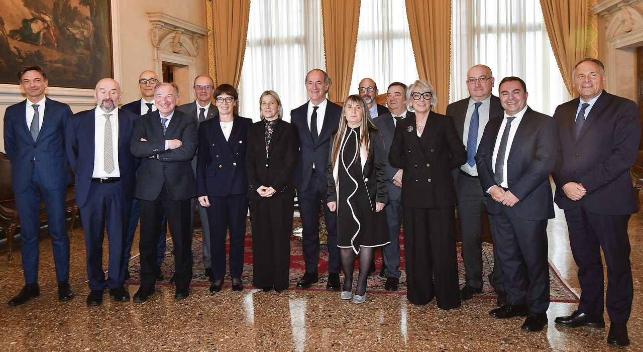 Direttori generali, ecco gli 80 nomi al vaglio: gli uscenti cambieranno sede. Promossi e esclusi