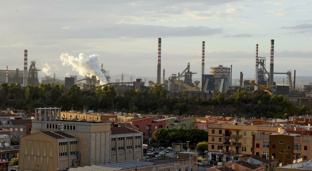 Taranto Ex Ilva: il Tribunale di Milano ordina la sospensione dell?area a caldo. «Rischi per la salute» Taranto Ex Ilva: il Tribunale di Milano ordina la sospensione dell?area a caldo. «Rischi per la salute»