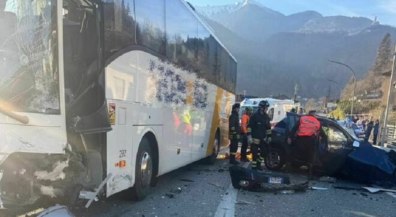 malore al volante 74enne si schianta contro un autobus e muore in ospedale dopo ore di agonia