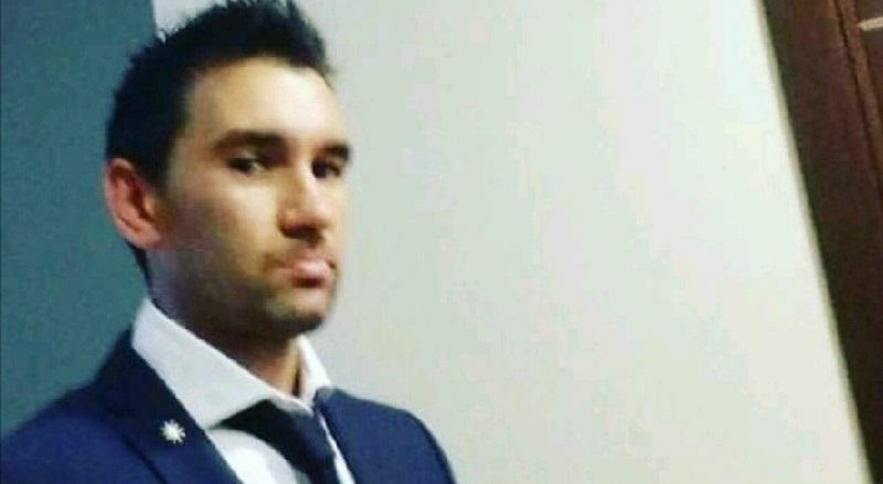 denis bona morto in un incidente a 39 anni il parapetto sul ponte era inadeguato comune condannato da Ilgazzettino.it denis bona morto in un incidente a 39 anni il parapetto sul ponte era inadeguato comune condannato