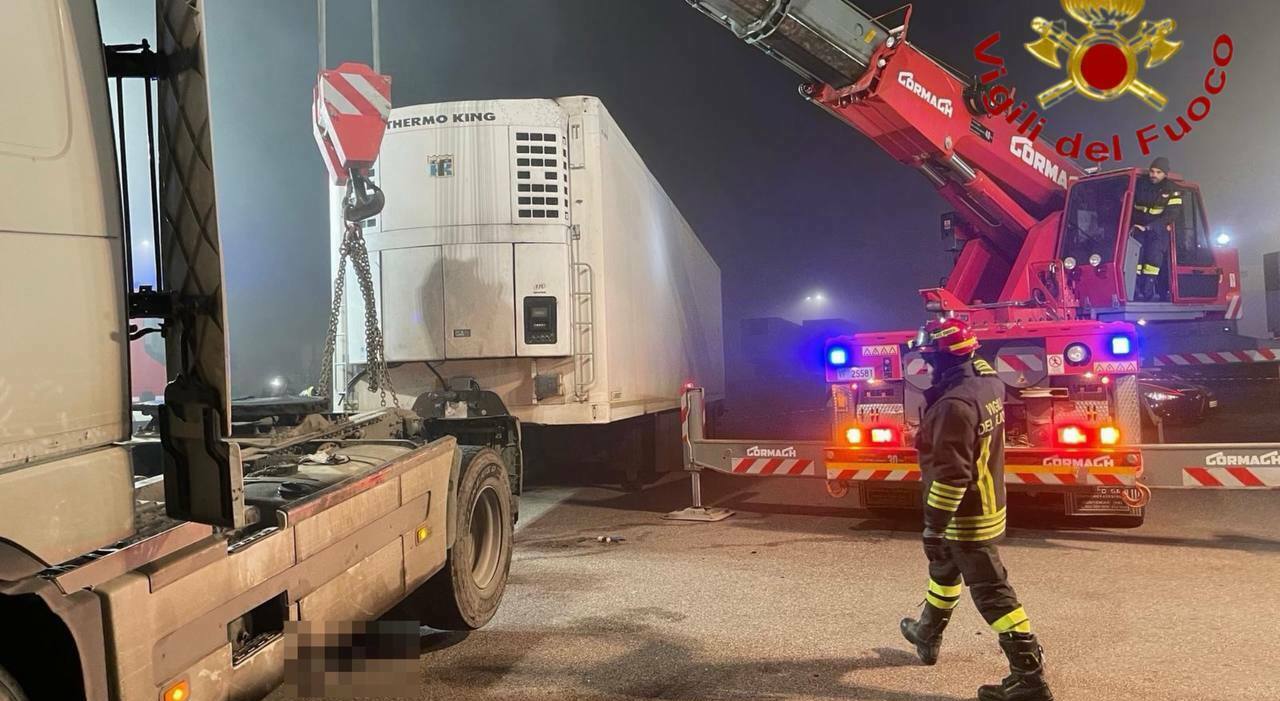 Saveria Doldo investita dal camion in manovra: la mamma di due figli muore nell