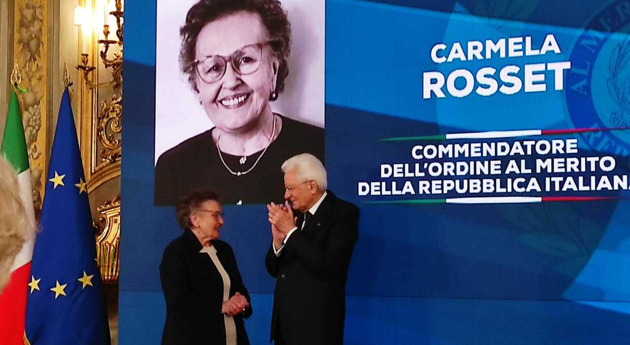 https://statics.cedscdn.it/photos/MED_HIGH/2026/03/04/9394949_04112606_carmen_rosset_gallini_via_di_natale_commendatore_mattarella.jpg