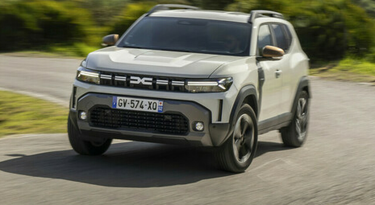 La Dacia Duster hybrid 155