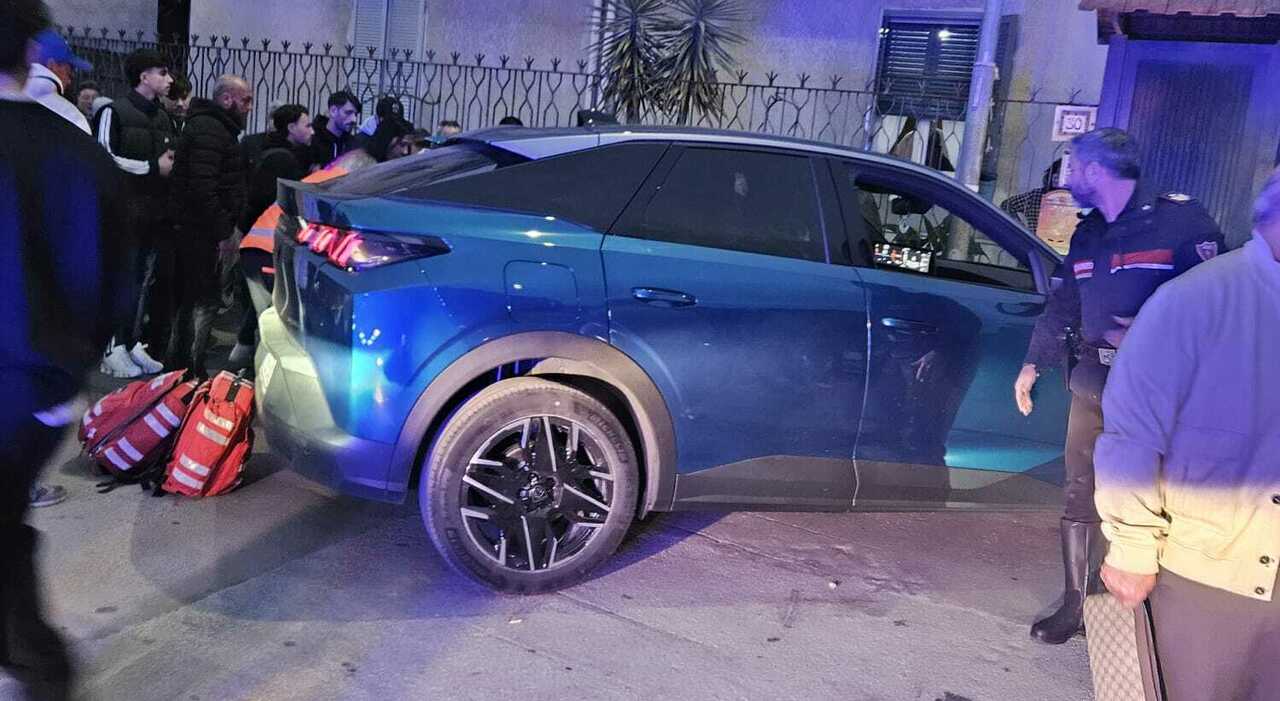 Arzano, agguato di camorra: spari contro un