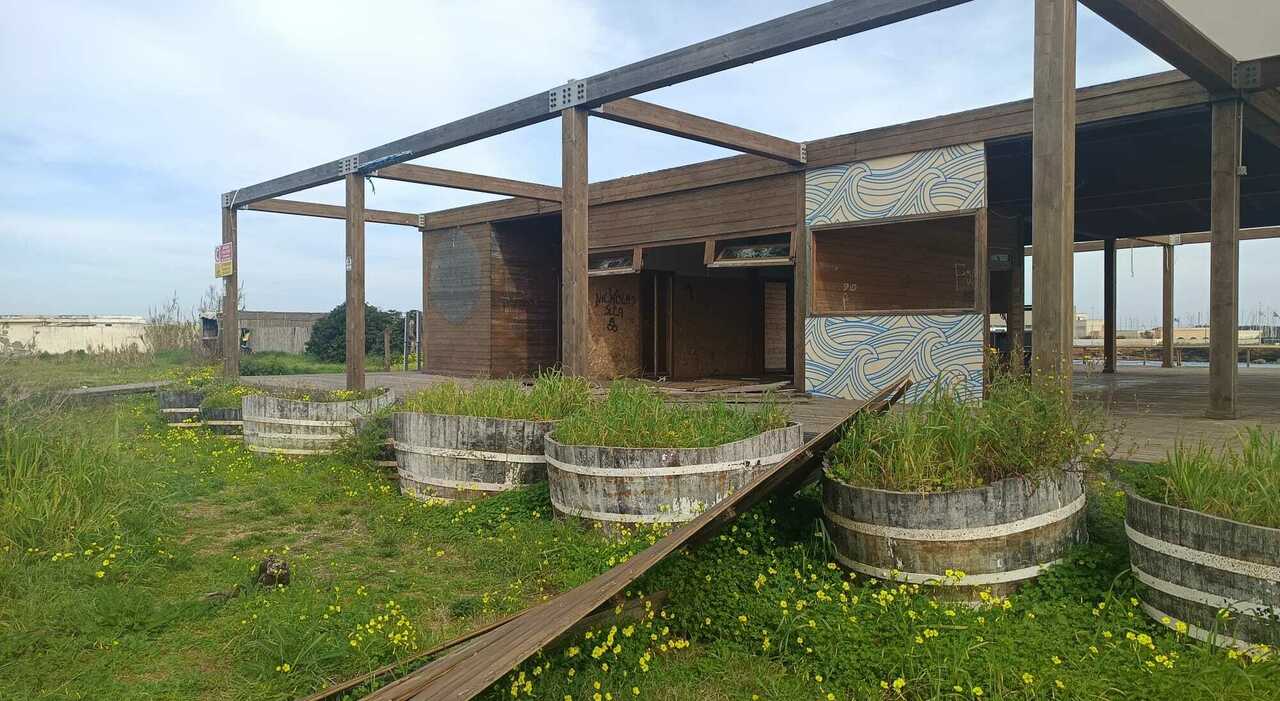 cala materdomini dubbi sui costi per il ripristino i documenti dicono 100mila ma i costruttori il doppio