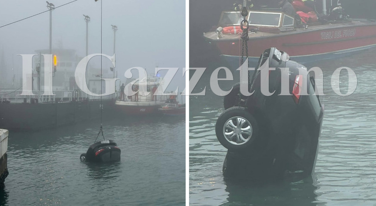 automobilista sbaglia l imbarco sul ferryboat e finisce in acqua a bordo anche un labrador caos partenze