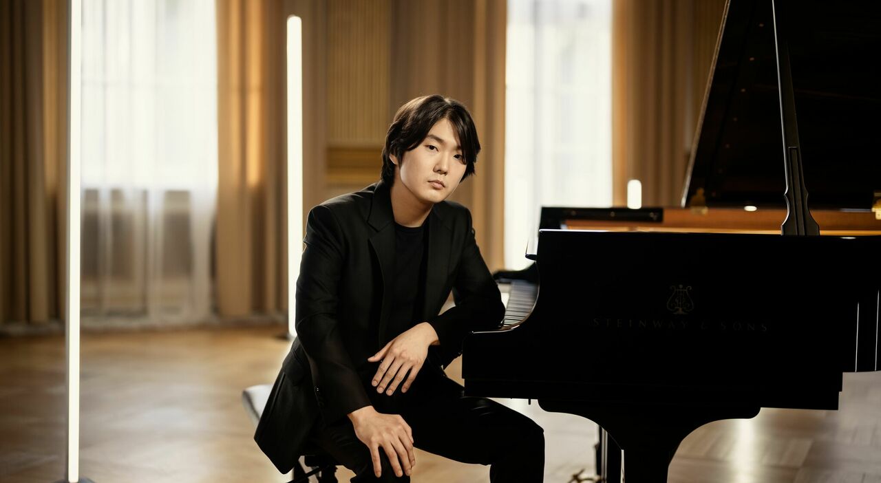 Sejun Cho Dances Through Time: Seong-Jin Cho at San Carlo