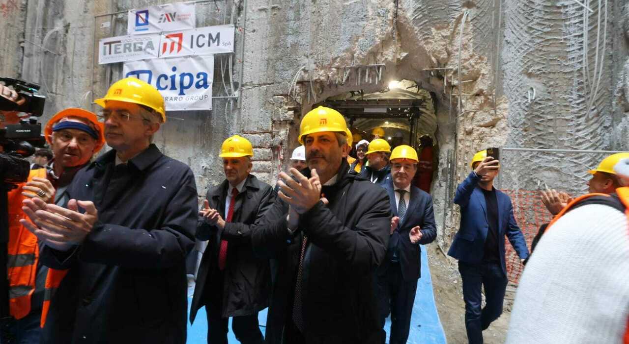 metropolitana di napoli abbattuto un altro diaframma nuovo passo per la tratta piscinola capodichino