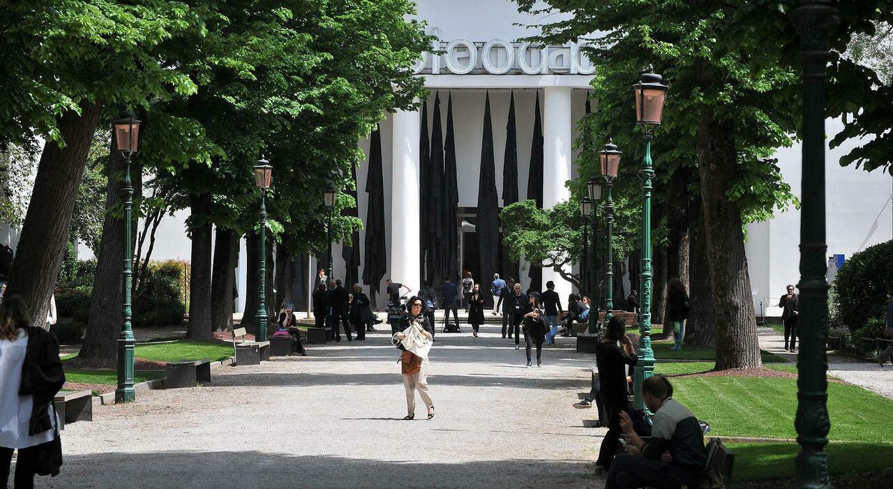 Biennale, 22 Paesi europei contro la partecipazione della Russia: la lettera di protesta dopo l