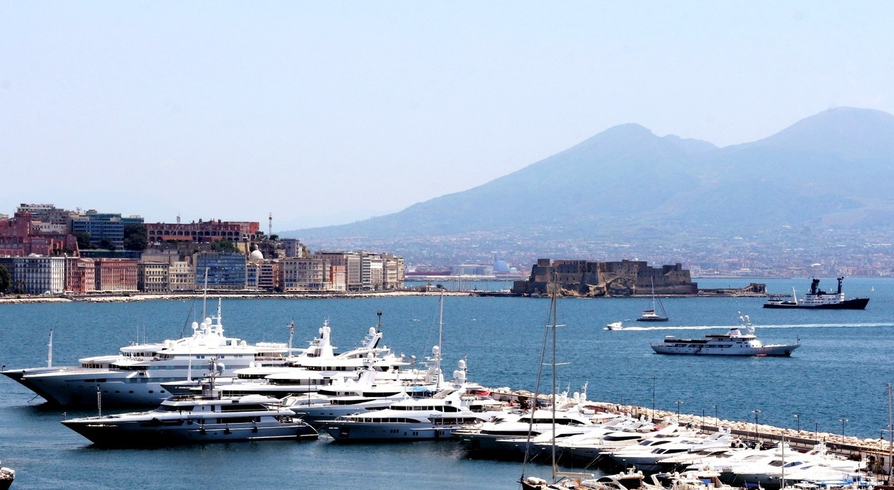 Il Molo Luise a Napoli