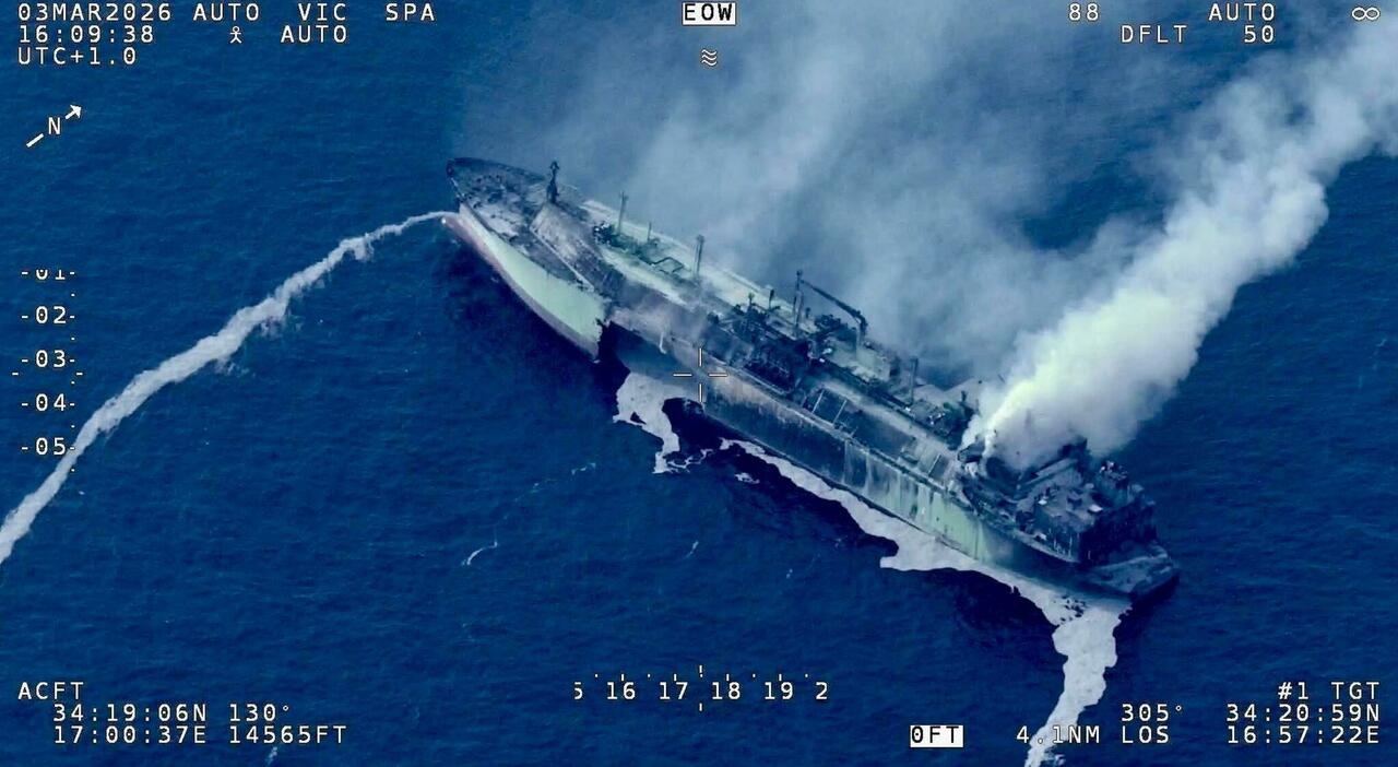 Arctic Metagaz, la metaniera russa alla deriva tra Malta e Lampedusa. Palazzo Chigi: monitoriamo. Allarme ambientale