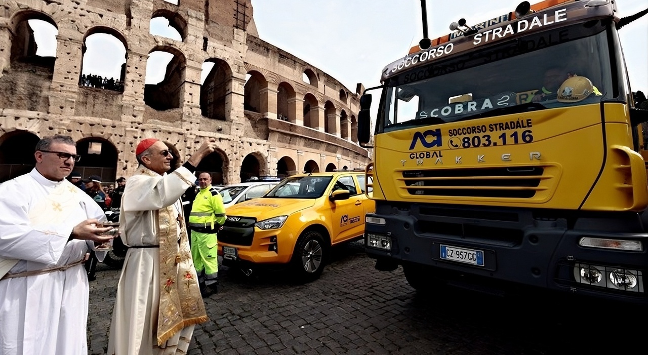 Benedizione degli automobilisti al Colosseo