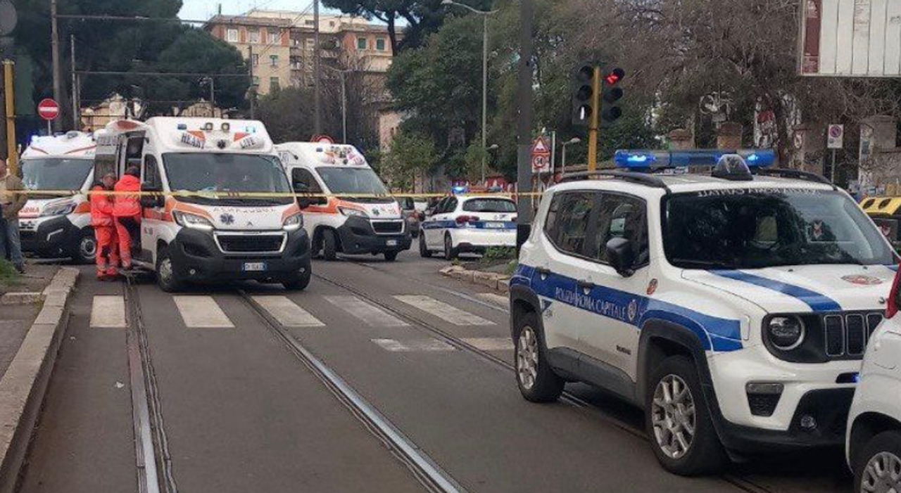 tamponamento tra due tram a roma paura sulla prenestina feriti alcuni passeggeri 10 portati in ospedale da Ilmessaggero.it tamponamento tra due tram a roma paura sulla prenestina feriti alcuni passeggeri 10 portati in ospedale
