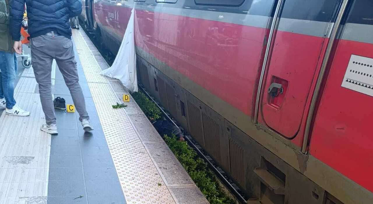 Dramma in stazione ad Ancona: uomo travolto dal Frecciarossa Pescara Milano. Treno fermo per accertamenti