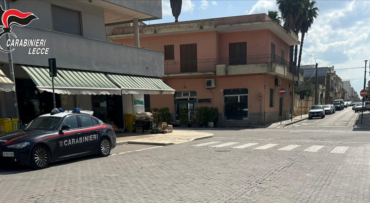 salento pauroso incidente in centro investe una donna incinta e scappa denunciato da Quotidianodipuglia.it salento pauroso incidente in centro investe una donna incinta e scappa denunciato