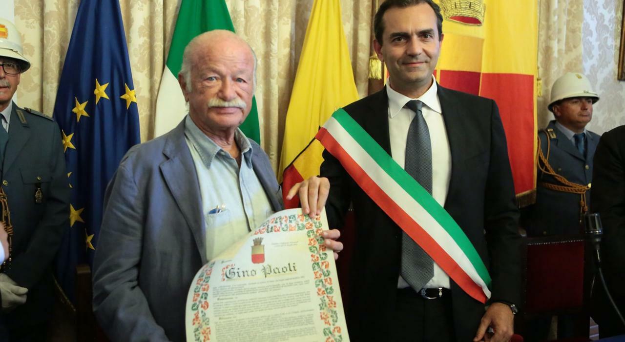 Da Angela del '64 all'album con Rea dedicato ai classici partenopei: Io, la città e lasua gente ci assomigliamo